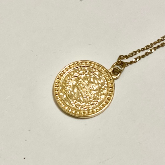 ASOS Gold Chain Coin Pendant Necklace - Picture 2 of 2